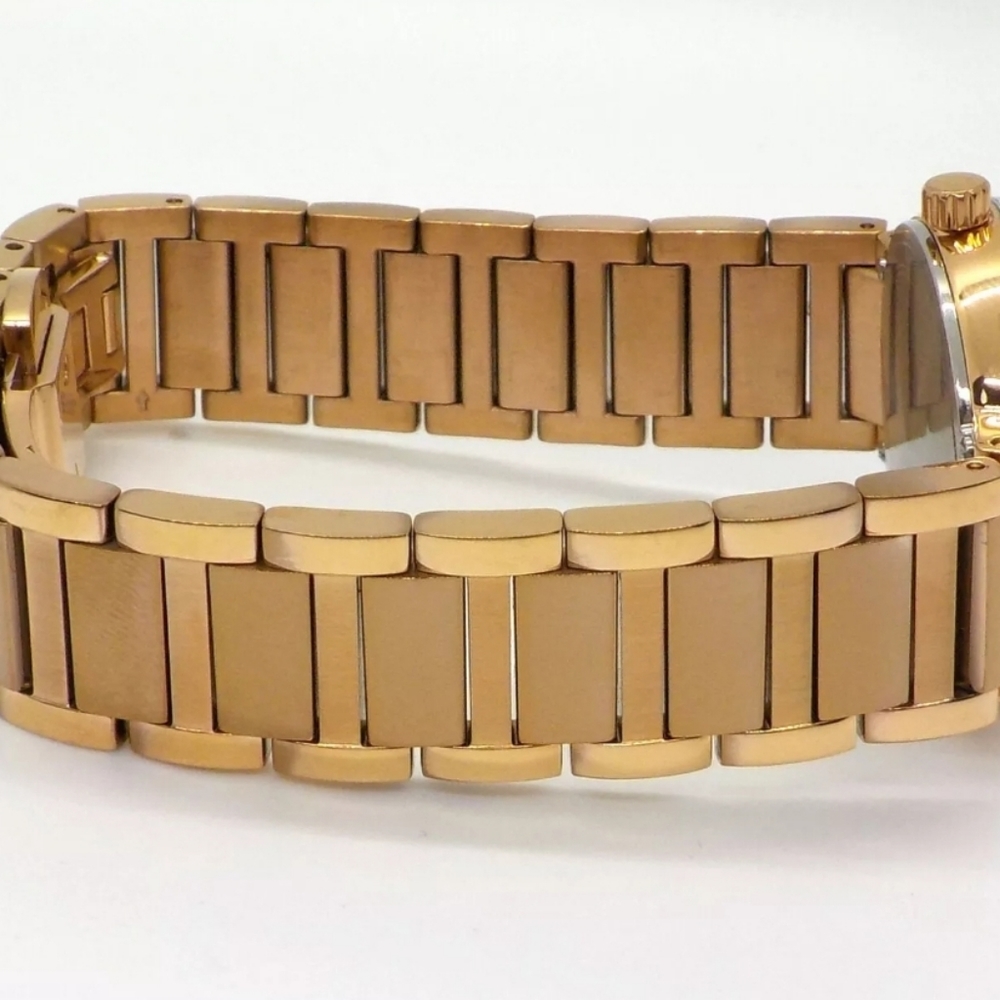 ***BRAND NEW*** Bulova Modern Quartz Diamond Mother of Pearl Dial Ladies Watch - Picture 9 of 11